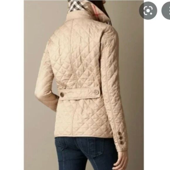 Burberry Brit Women’s Small Beige Quilted Jacket Nova Check Cuffs Classic Coat - Picture 2 of 13
